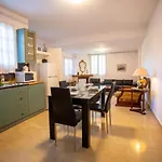 Appartement Traditional With Garden, Also For Gatherings ,15 Minutes From Airport *