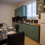 Appartement Traditional With Garden, Also For Gatherings ,15 Minutes From Airport