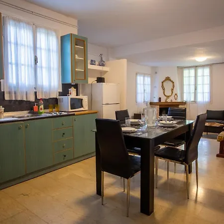 Traditional With Garden, Also For Gatherings ,15 Minutes From Airport * Szaloniki
