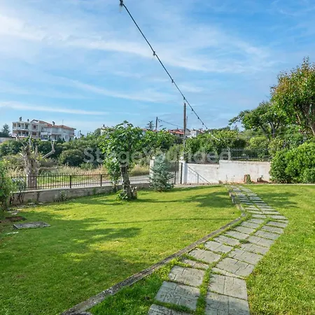 Traditional With Garden, Also For Gatherings ,15 Minutes From Airport * Szaloniki