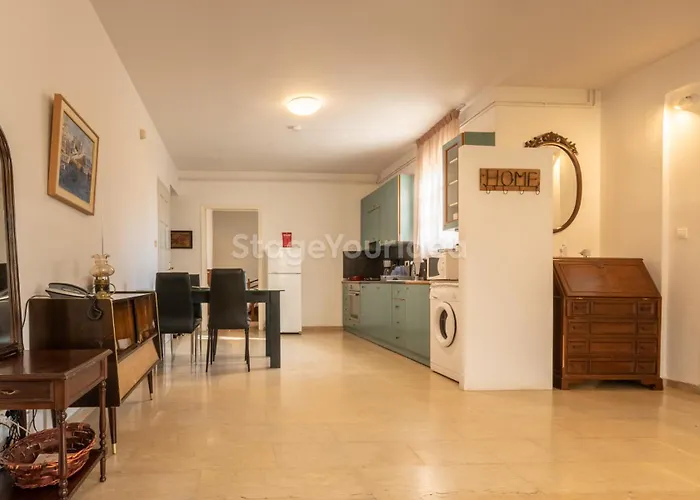 Traditional With Garden, Also For Gatherings ,15 Minutes From Airport Lejlighed Thessaloníki